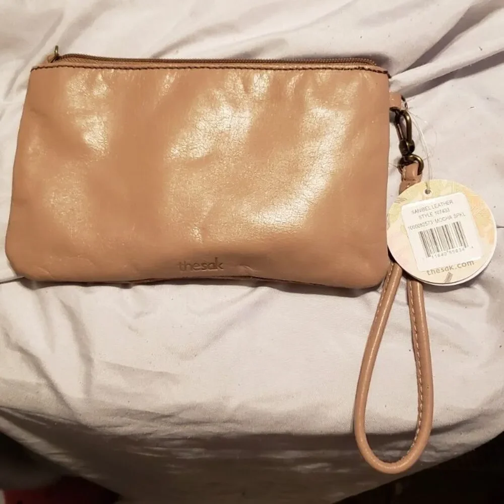 THE SAK Sanibel Charging Wristlet Mocha Sparkle - NWT - Practical and Fun!